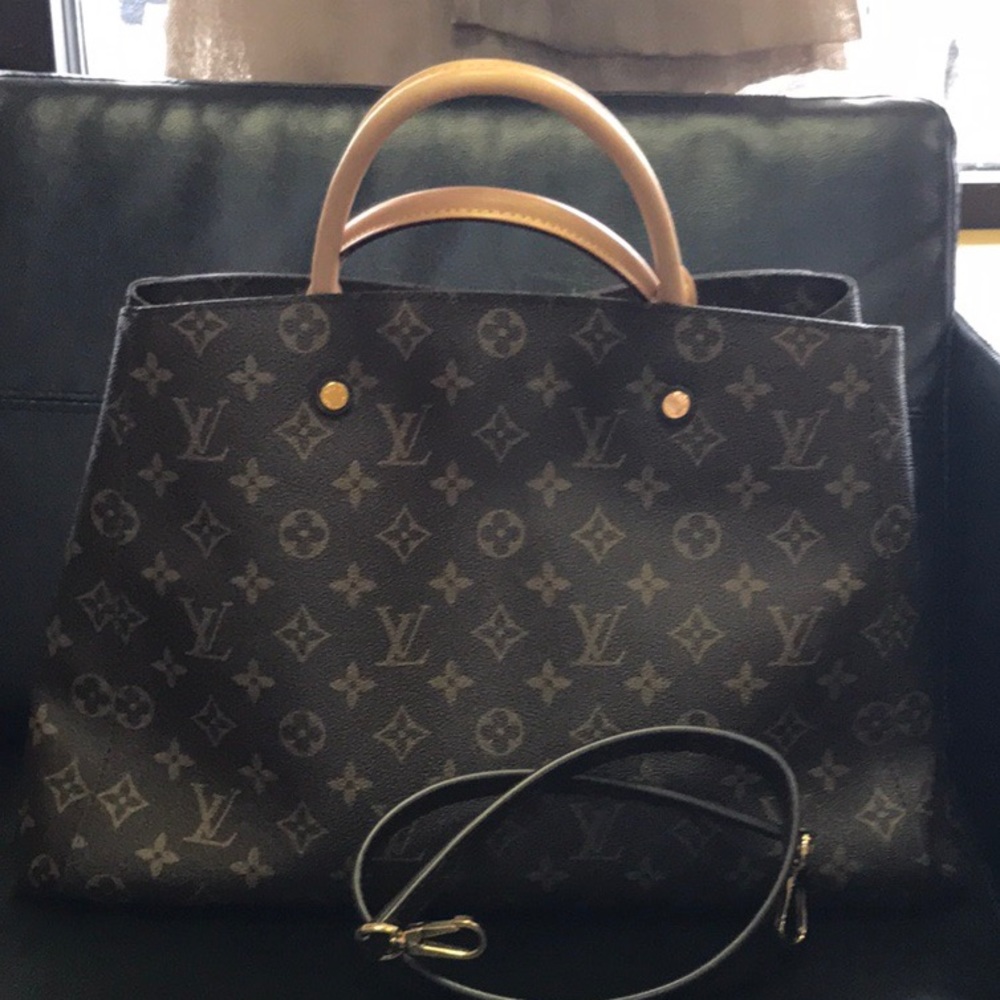 LV MONTAIGNE GM